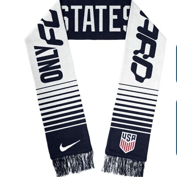 NIKE USA LOCAL VERBIAGE SCARF NwT - Picture 1 of 5
